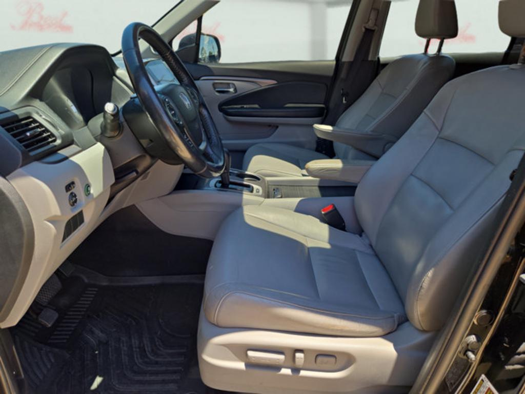 2017 Honda Pilot - $19,999