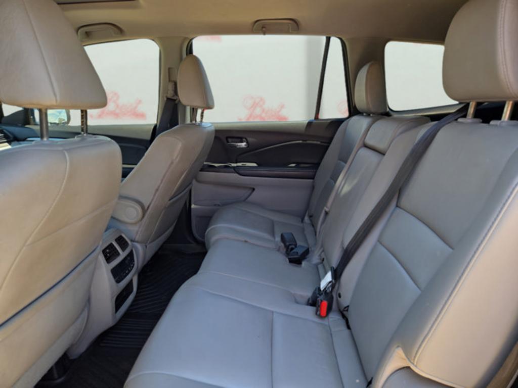2017 Honda Pilot - $19,999