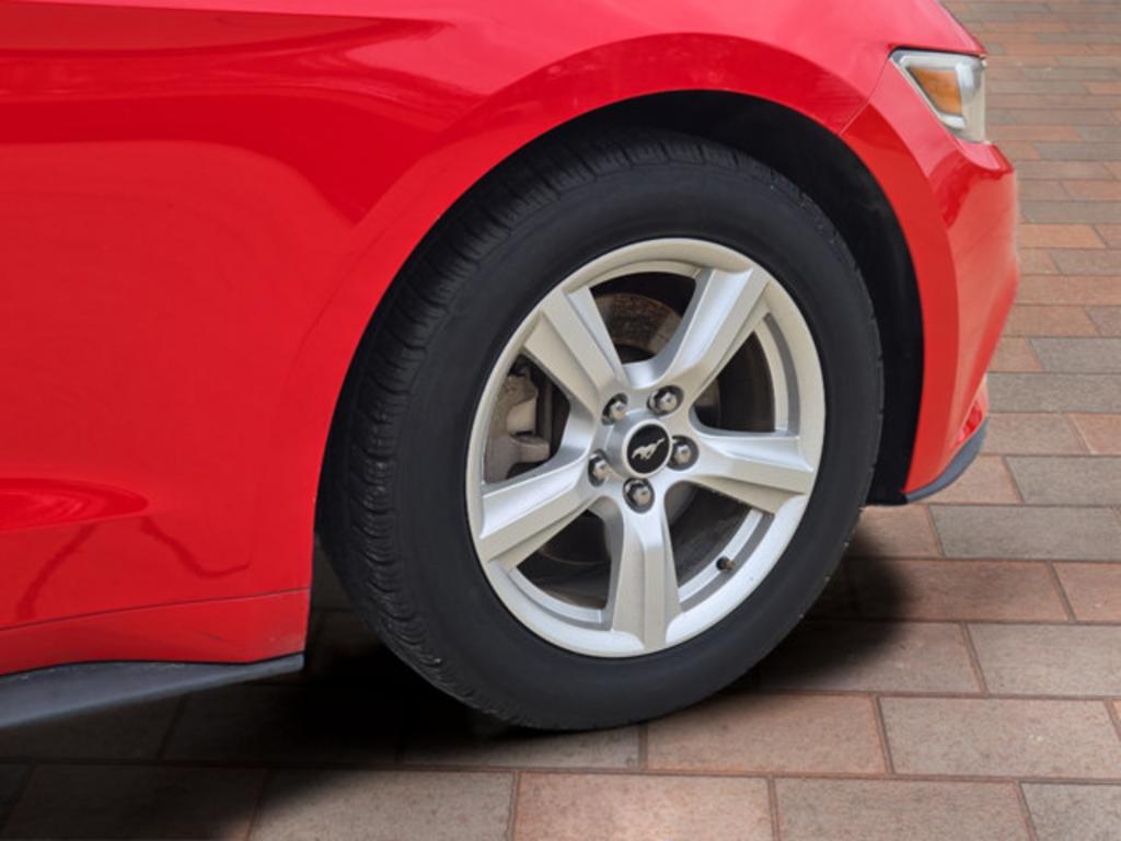 2017 Ford Mustang - $20,999