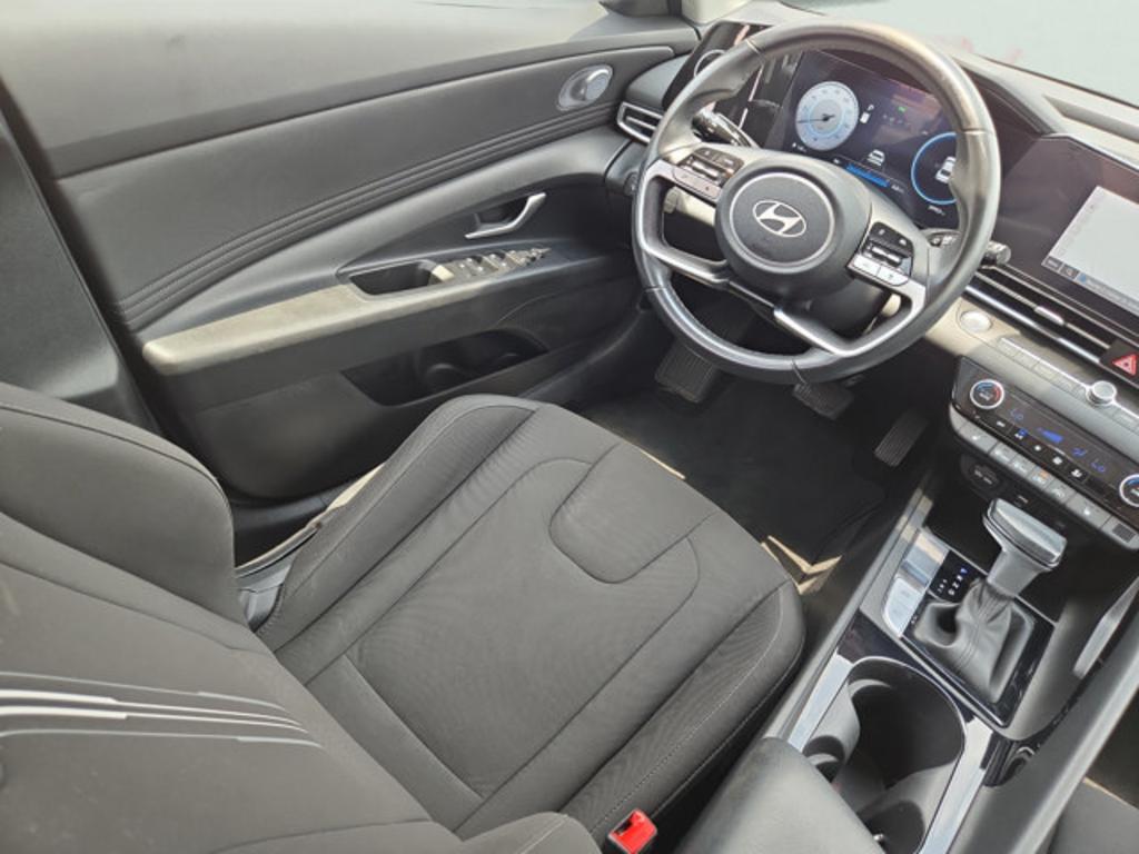 2024 Hyundai Elantra - $23,999