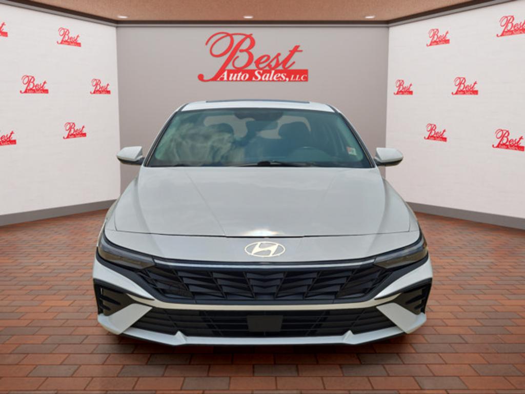 2024 Hyundai Elantra - $23,999