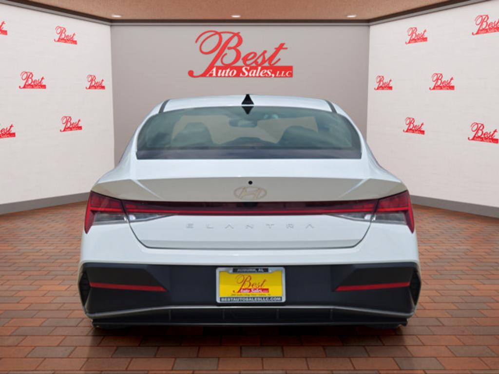 2024 Hyundai Elantra - $23,999