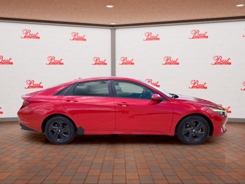 2021 Hyundai Elantra - $17,999