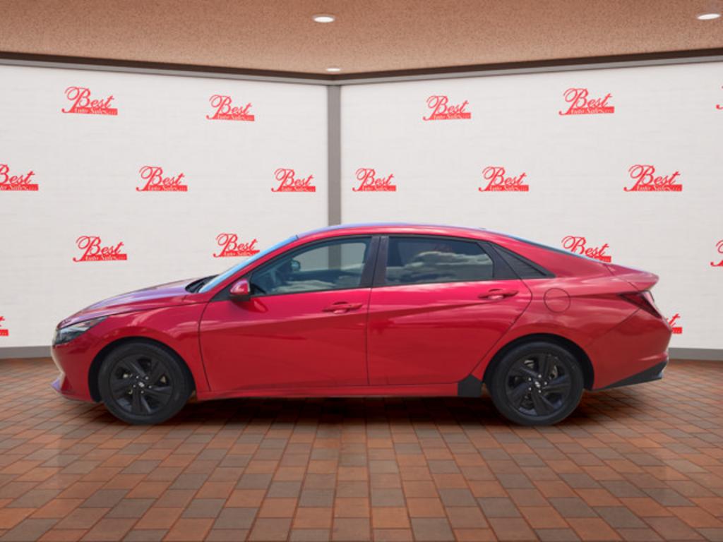 2021 Hyundai Elantra - $17,999