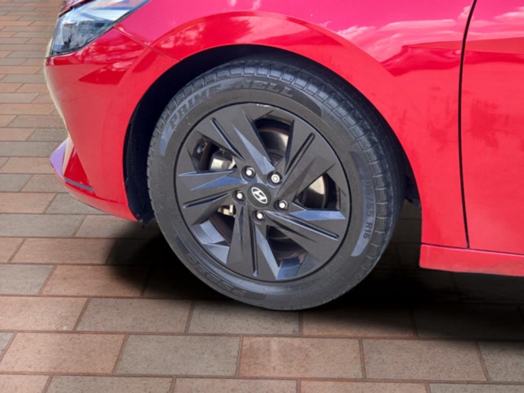 2021 Hyundai Elantra - $17,999