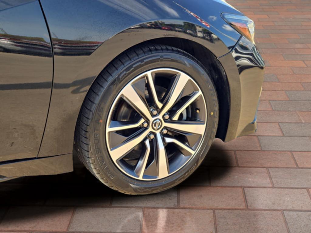 2019 Nissan Maxima - $18,500