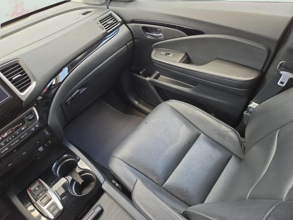 2017 Honda Pilot - $19,999