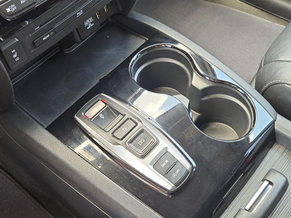 2017 Honda Pilot - $19,999
