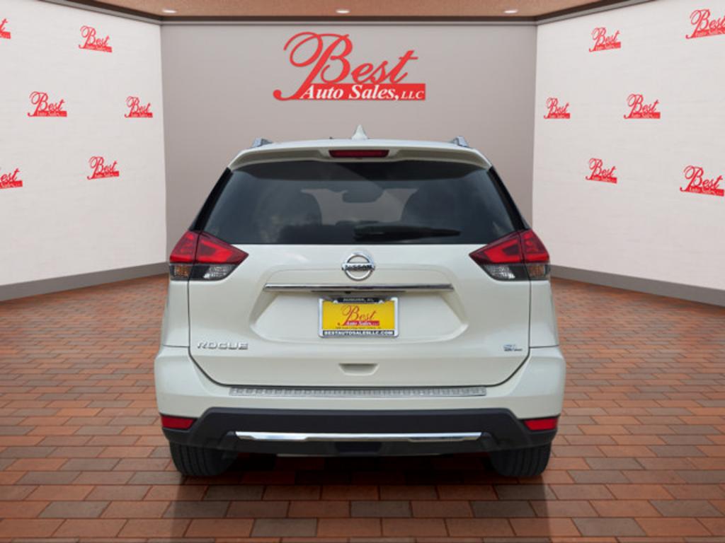 2018 Nissan Rogue - $15,999