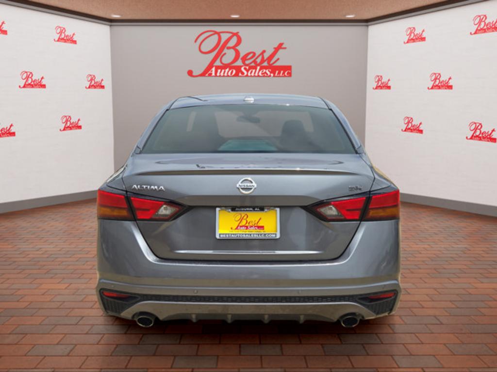 2020 Nissan Altima - $19,999