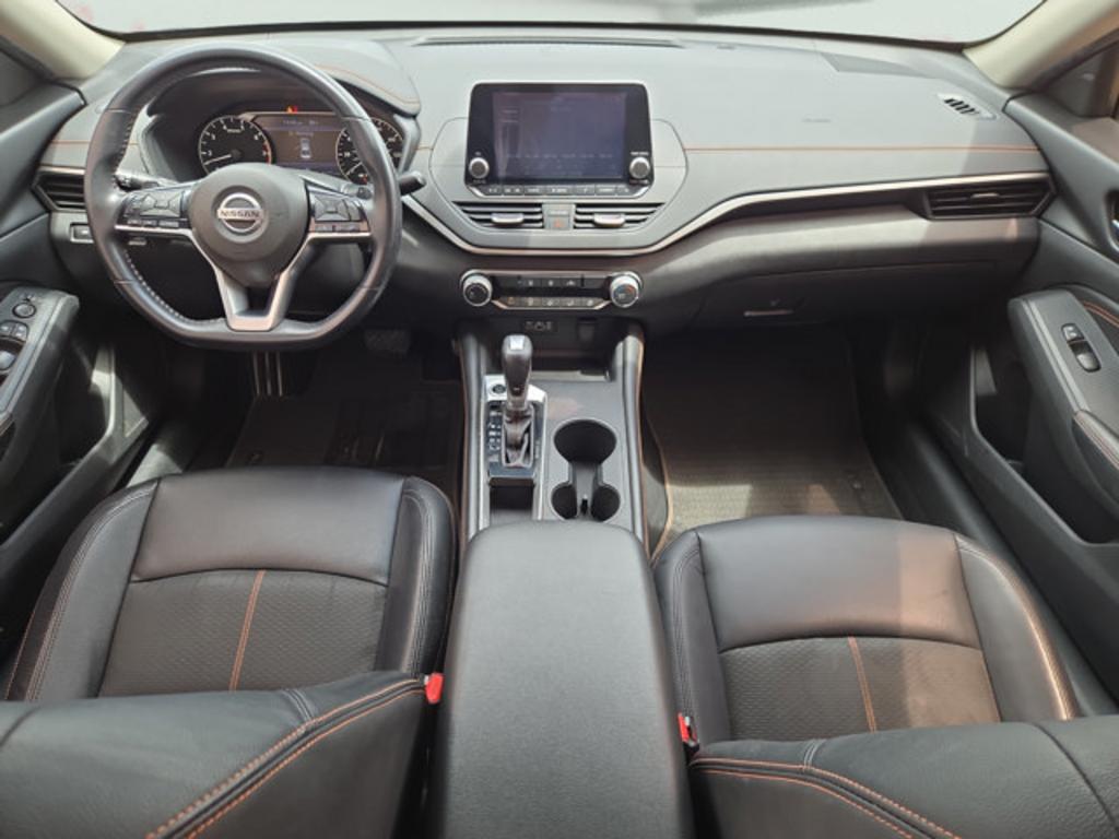 2020 Nissan Altima - $19,999
