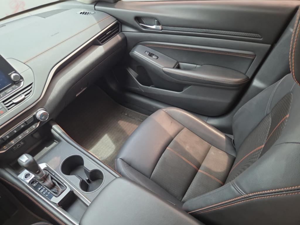 2020 Nissan Altima - $19,999