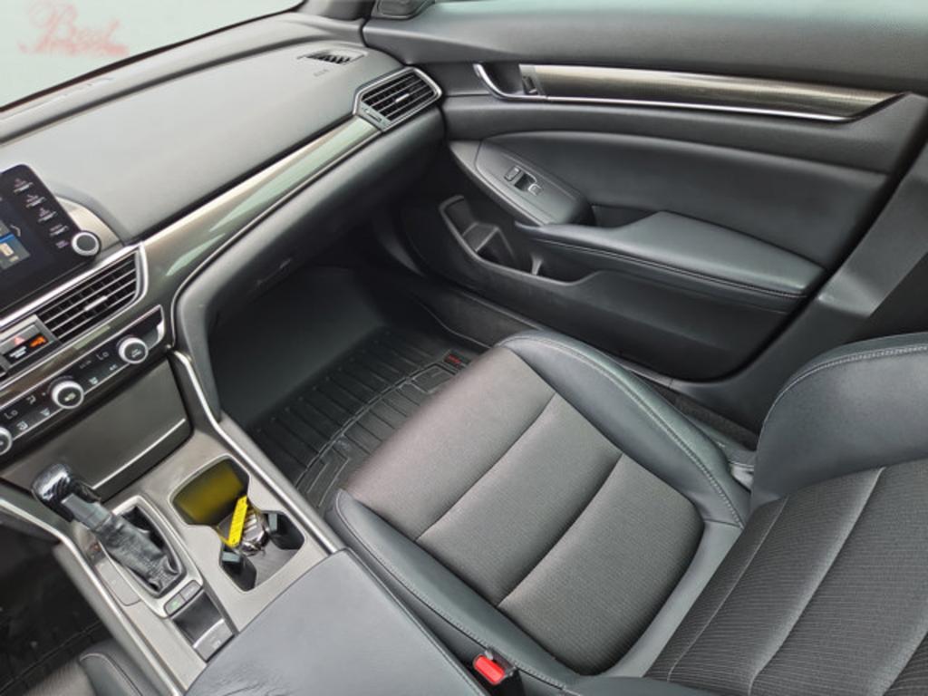 2018 Honda Accord - $20,999