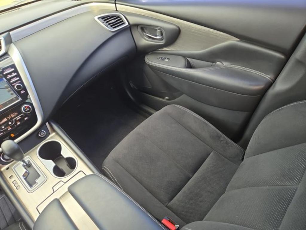 2017 Nissan Murano - $15,999