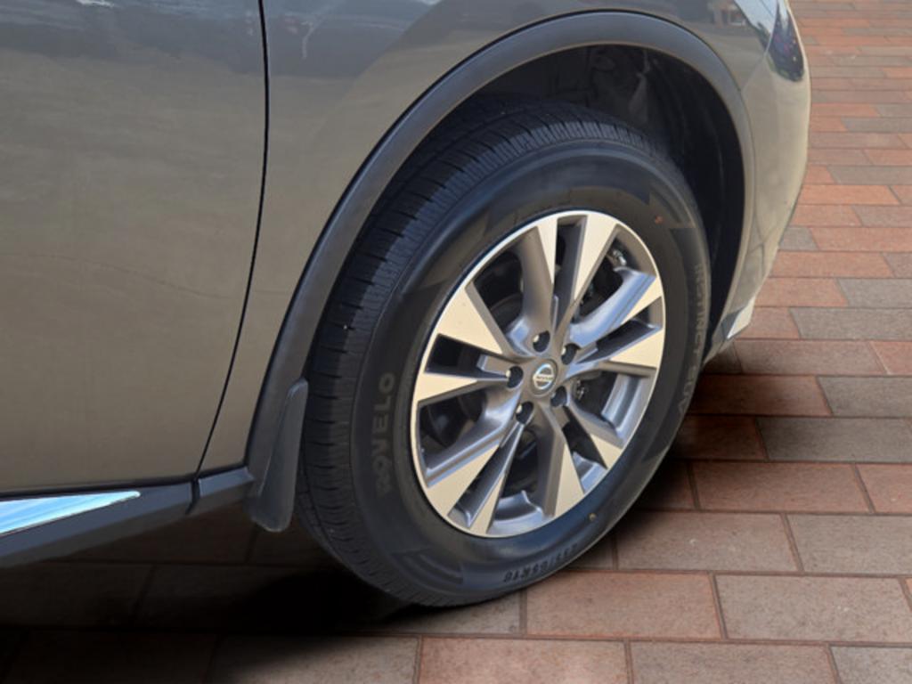 2017 Nissan Murano - $15,999