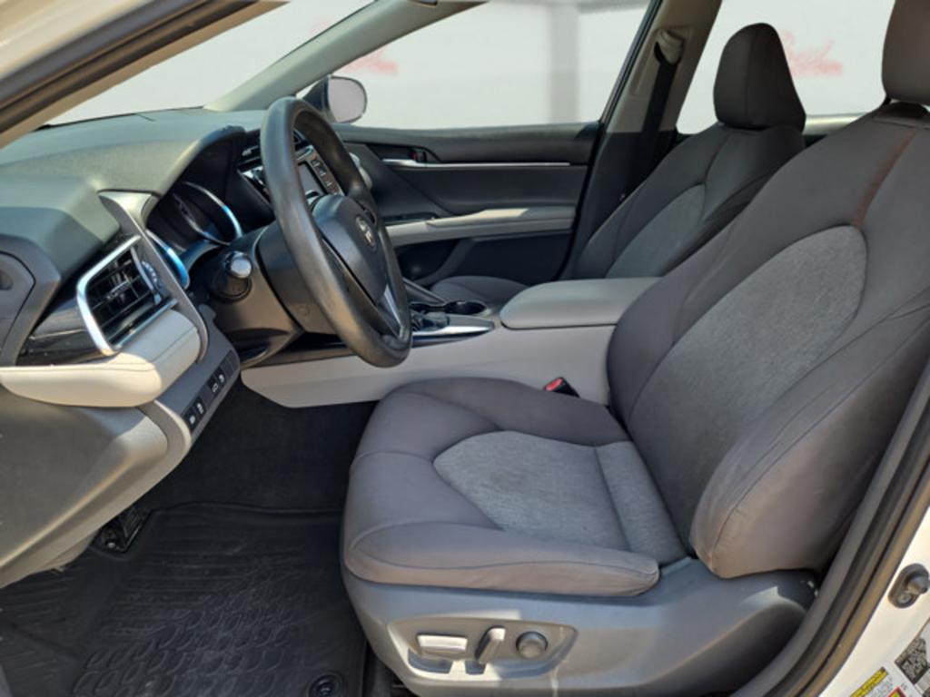 2018 Toyota Camry - $20,500