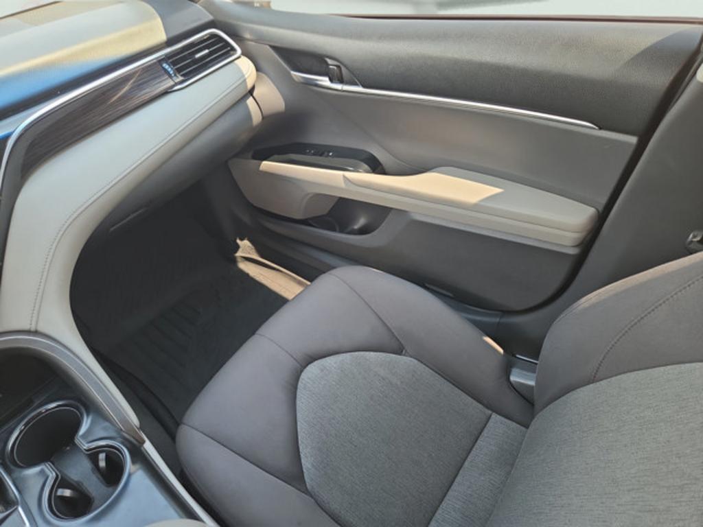 2018 Toyota Camry - $20,500