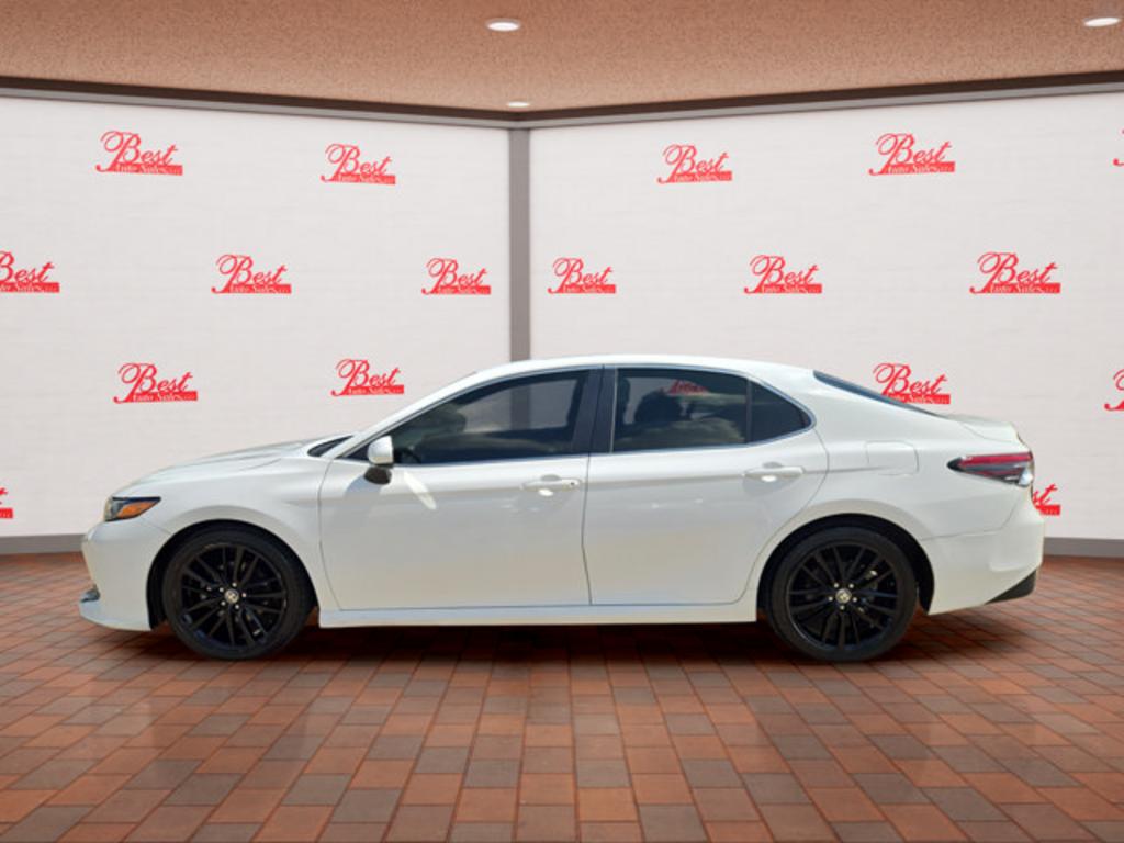 2018 Toyota Camry - $20,500