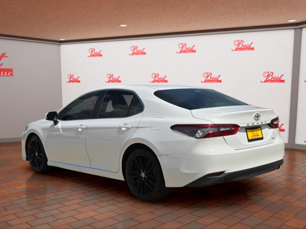 2018 Toyota Camry - $20,500