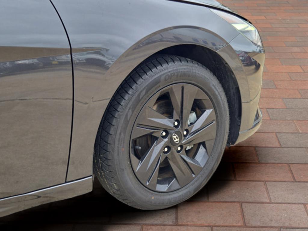 2021 Hyundai Elantra - $20,999