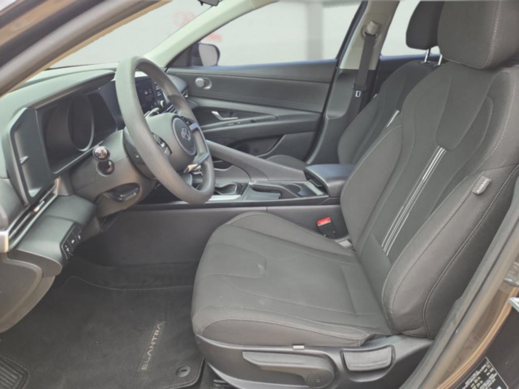 2021 Hyundai Elantra - $20,999