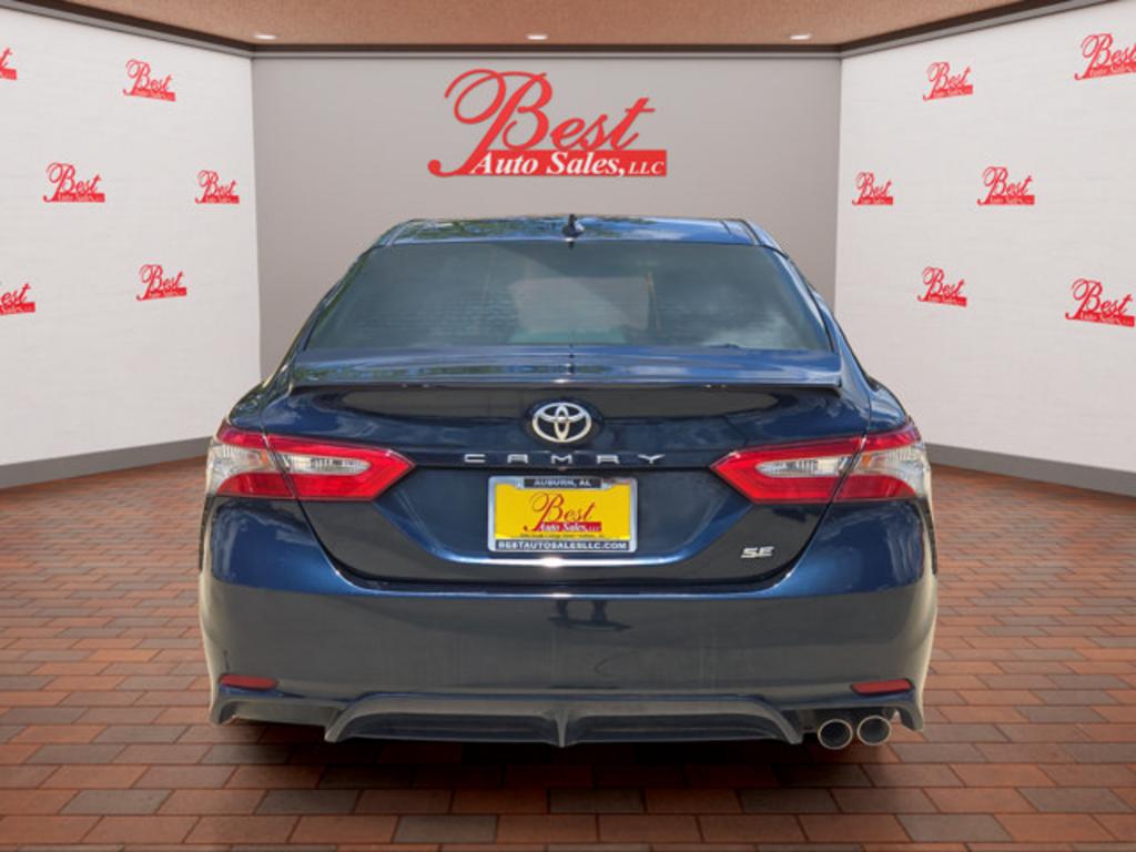 2019 Toyota Camry - $17,500