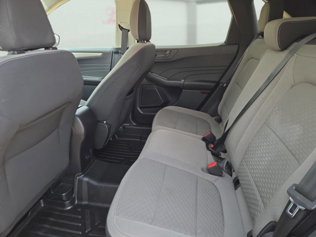 2022 Ford Escape - $18,500