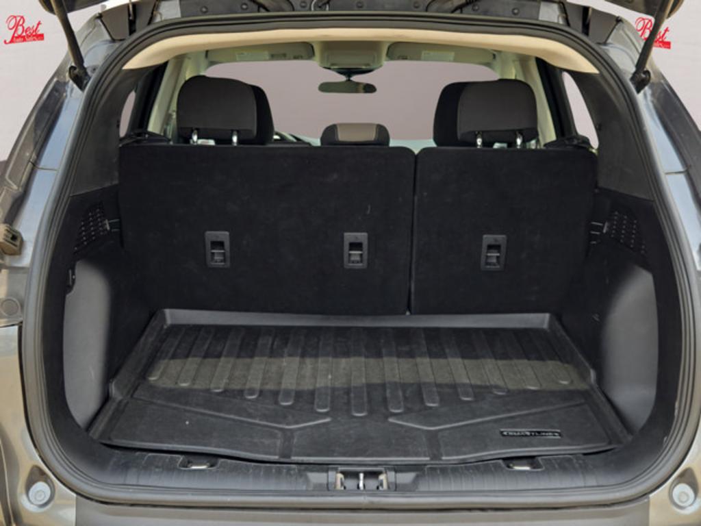 2022 Ford Escape - $18,500