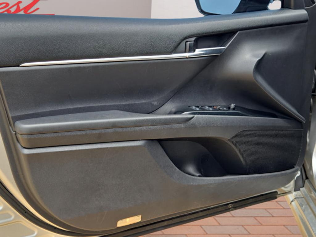2018 Toyota Camry - $20,500