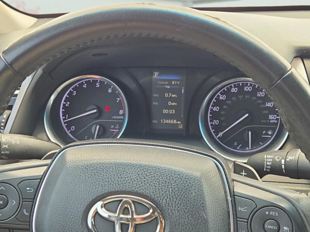2018 Toyota Camry - $20,500