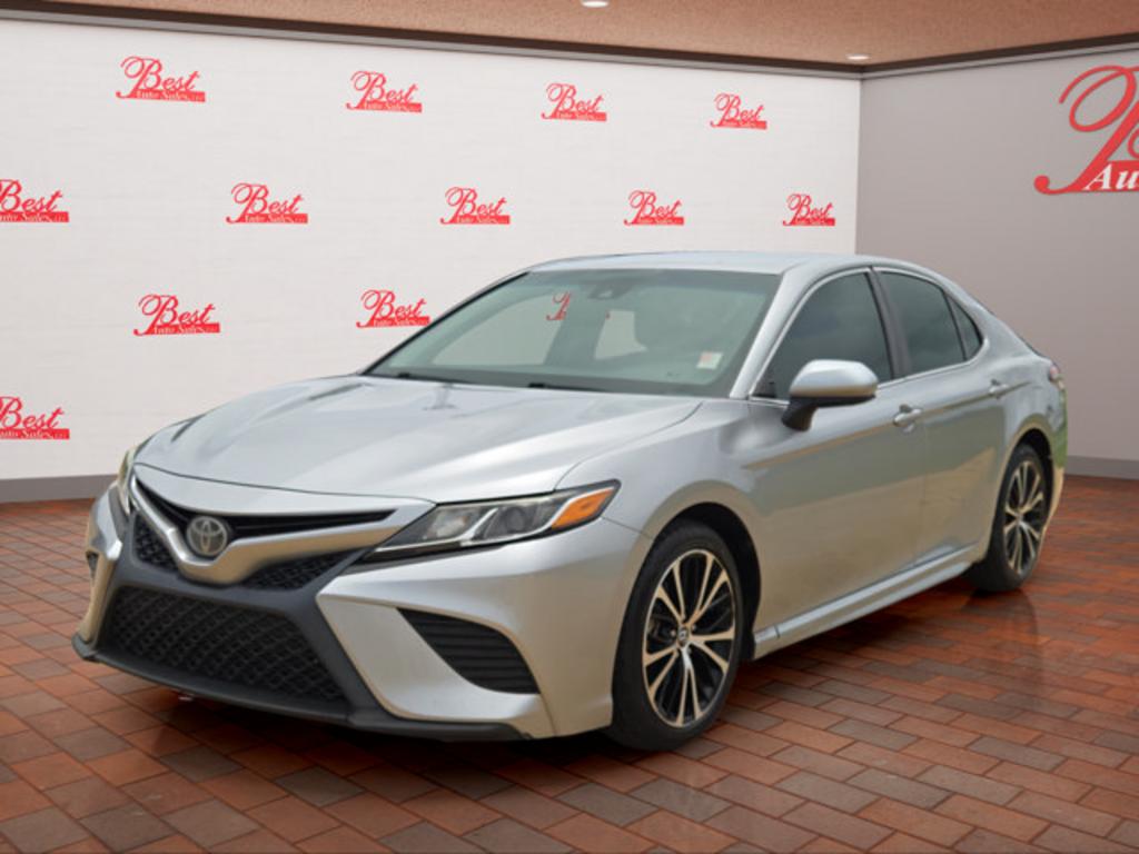 2018 Toyota Camry - $20,500