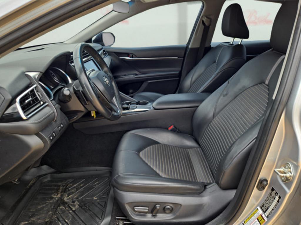 2018 Toyota Camry - $20,500