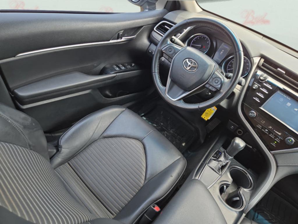 2018 Toyota Camry - $20,500