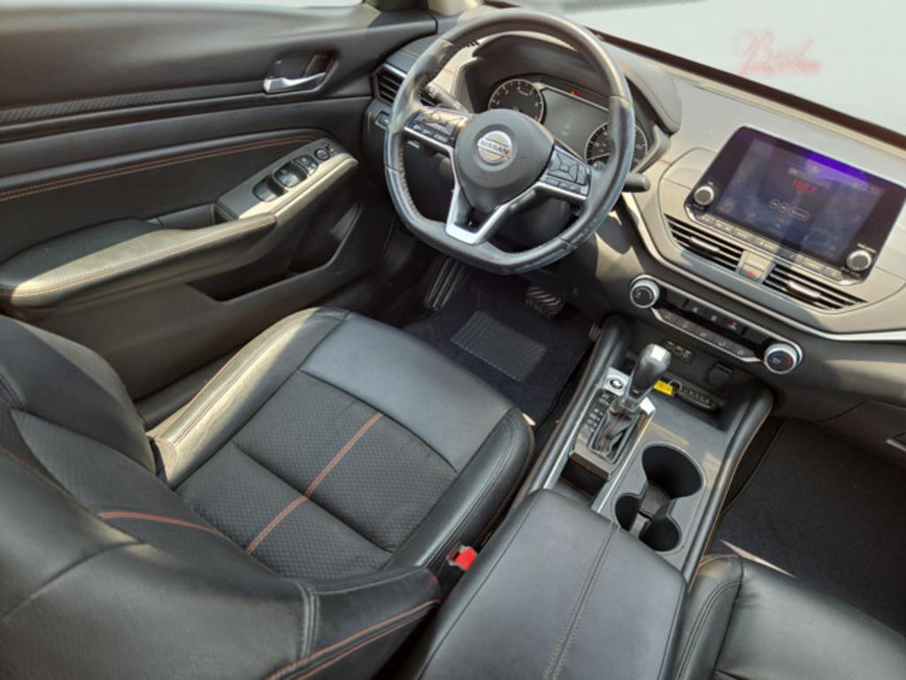 2019 Nissan Altima - $17,999