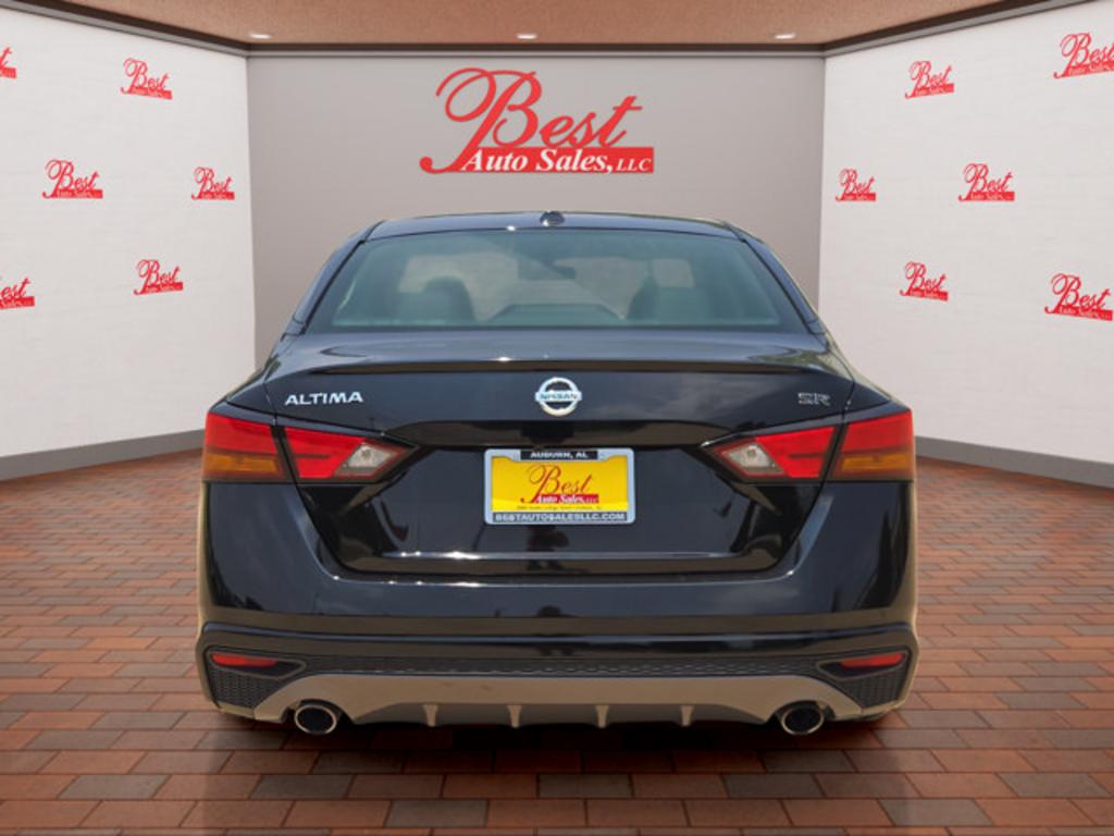 2019 Nissan Altima - $17,999