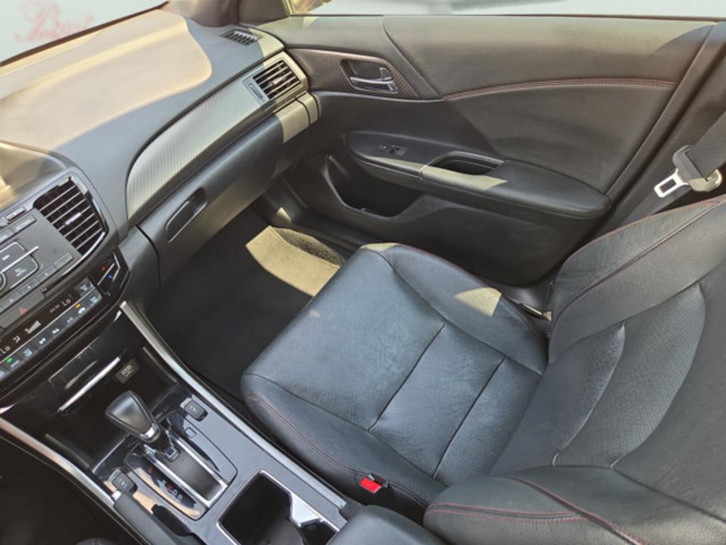 2017 Honda Accord - $19,999