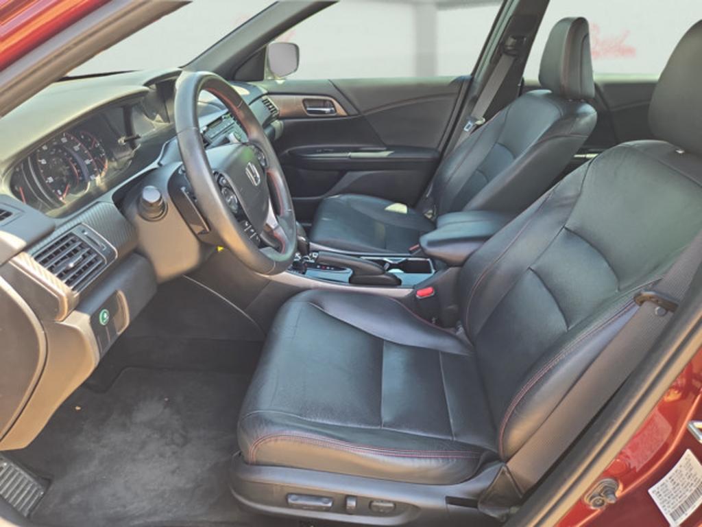 2017 Honda Accord - $19,999