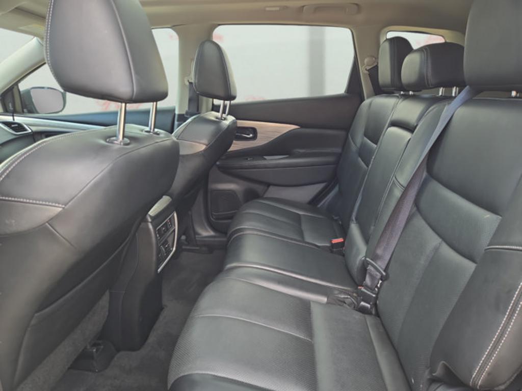 2017 Nissan Murano - $18,999
