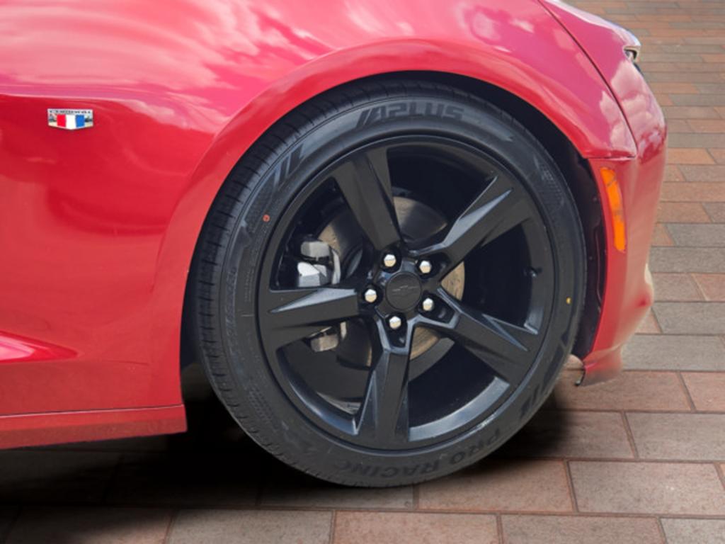 2018 Chevrolet Camaro - $22,999