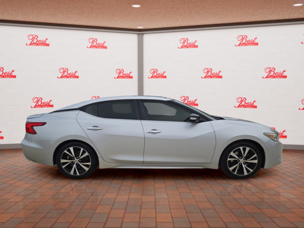 2018 Nissan Maxima - $17,999