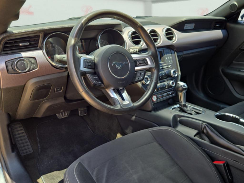 2016 Ford Mustang - $16,999