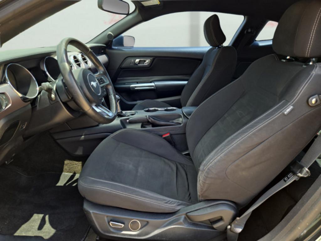 2016 Ford Mustang - $16,999
