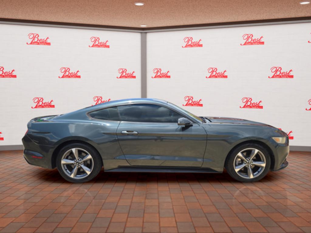 2016 Ford Mustang - $16,999