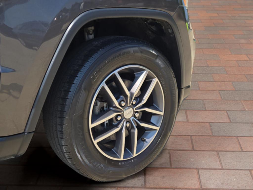2018 Jeep Cherokee - $20,999