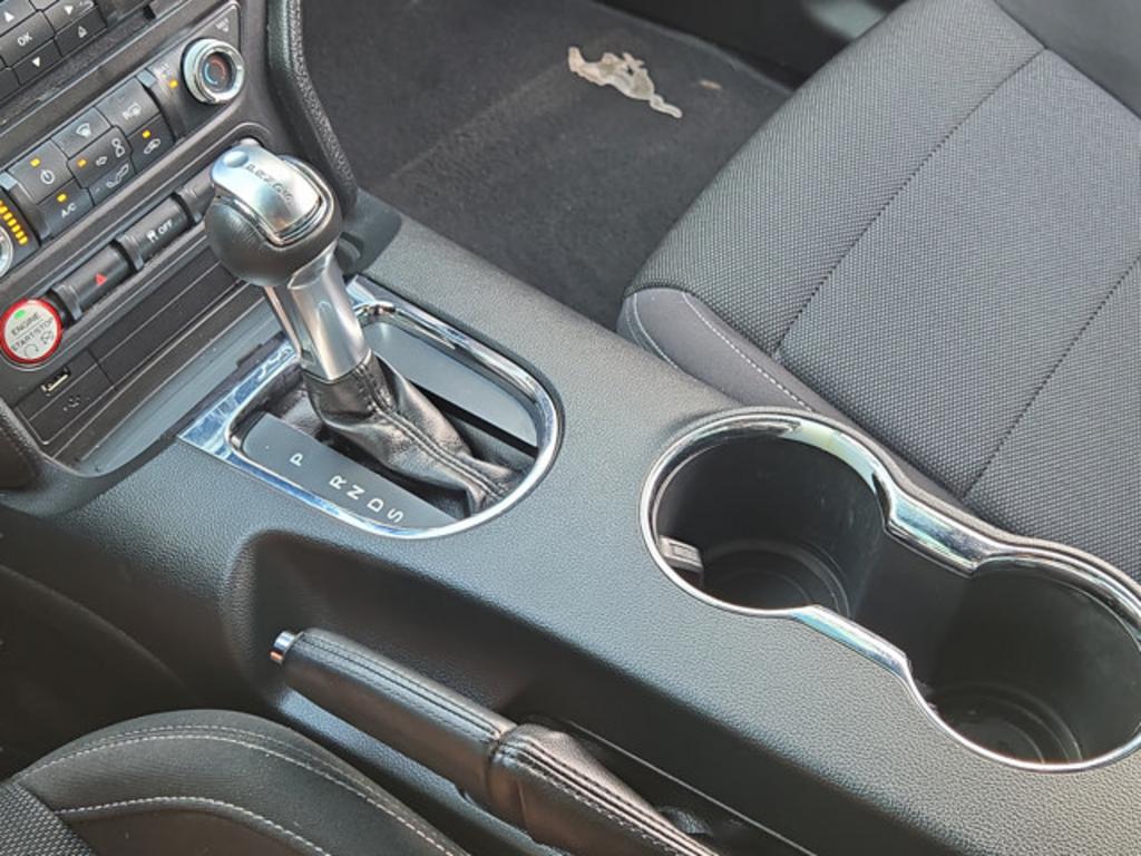 2017 Ford Mustang - $20,999