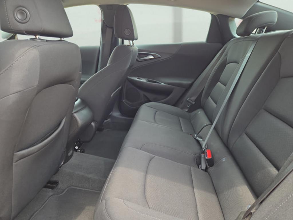 2021 Chevrolet Malibu - $18,999