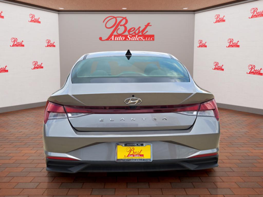 2023 Hyundai Elantra - $22,999