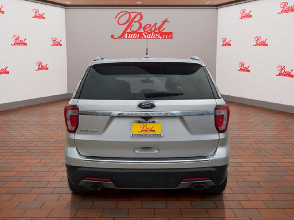 2019 Ford Explorer - $19,999