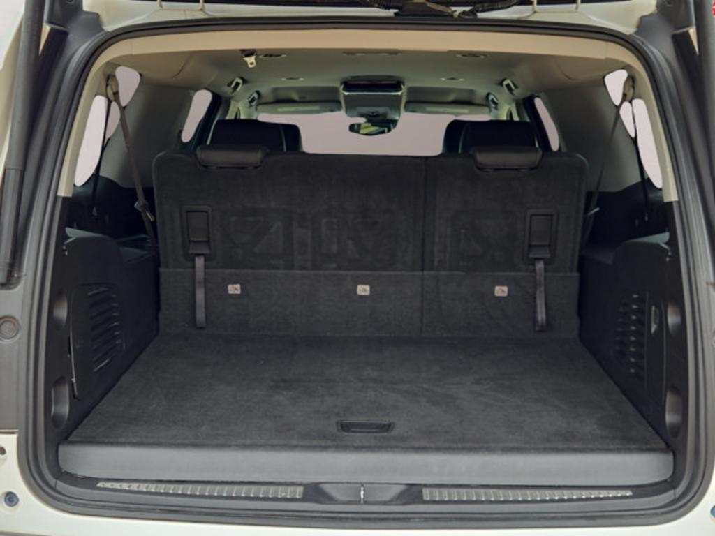 2018 Chevrolet Suburban - $22,999