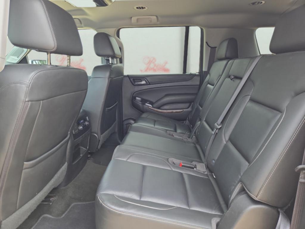 2018 Chevrolet Suburban - $22,999